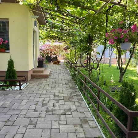 Casa Lui Mamaia בית הארחה